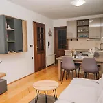 Mihael And Melani 公寓