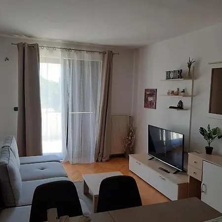 Mihael And Melani Apartment Porec