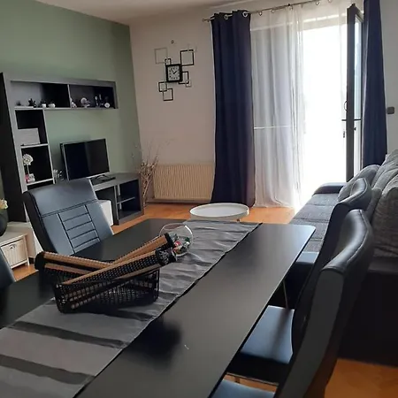 Apartment Mihael And Melani