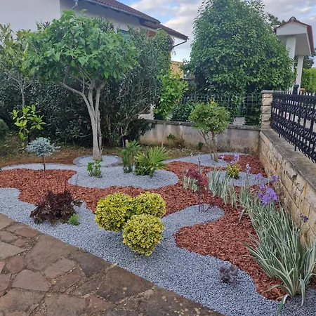 Mihael And Melani Apartment