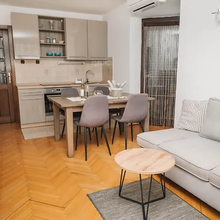 Appartement Mihael And Melani *