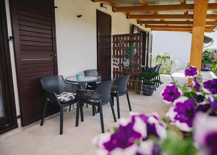 Mihael And Melani Appartement Poreč